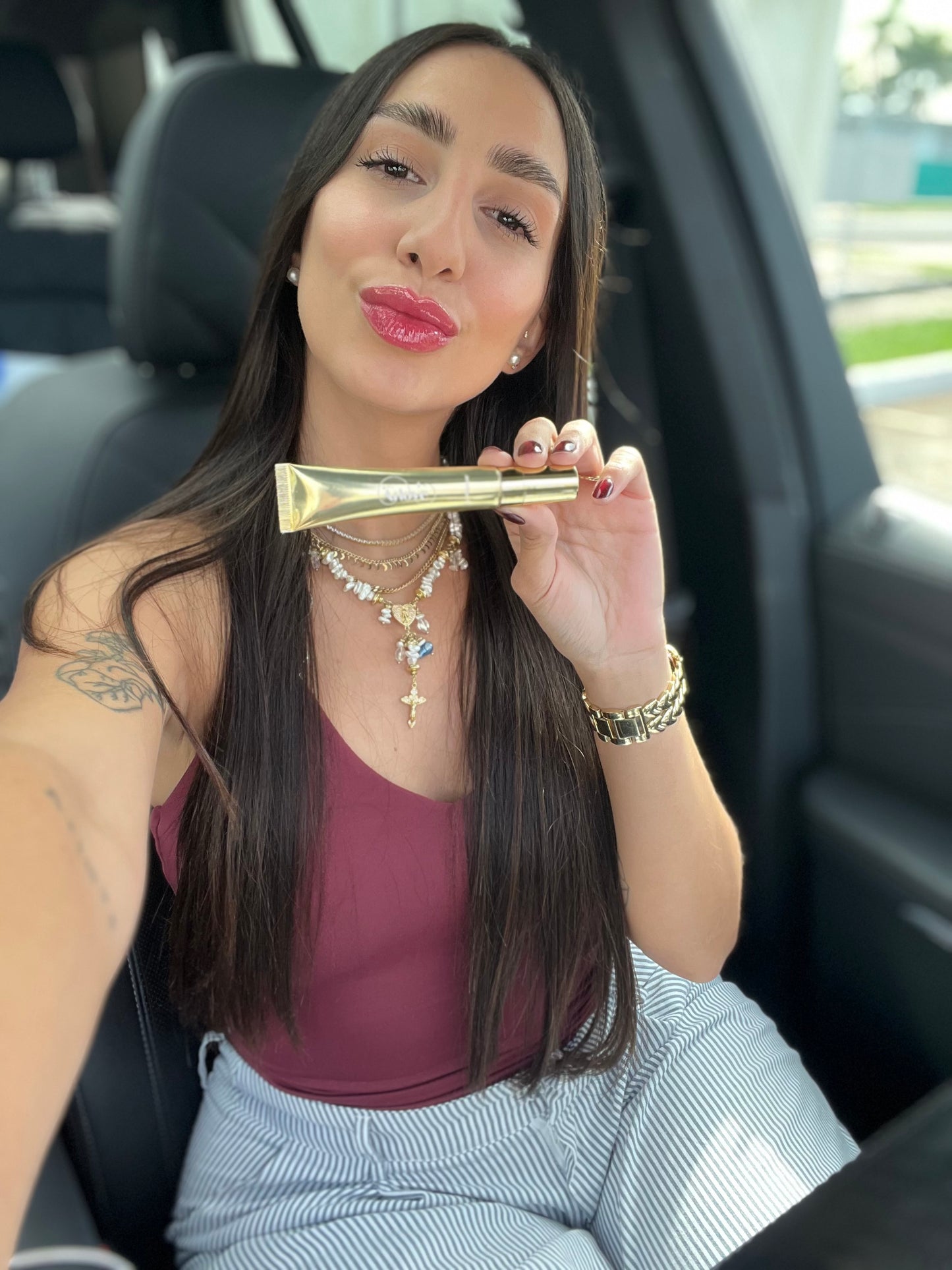 Glossy lip plumper 🌶️💋✨