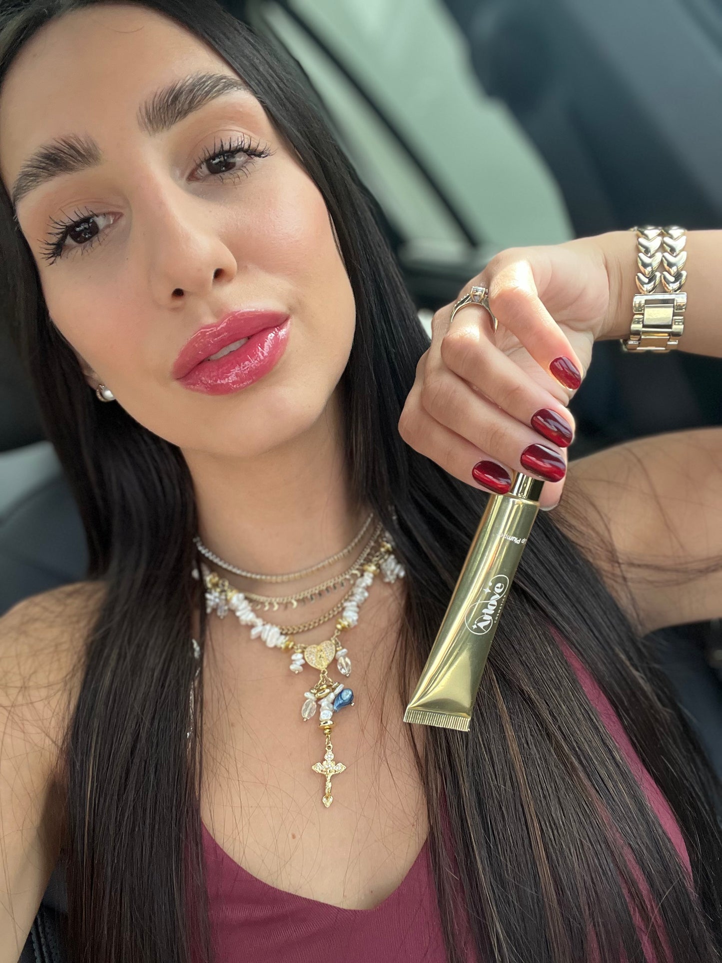 Glossy lip plumper 🌶️💋✨
